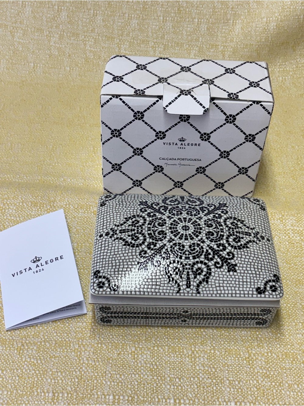 Vista Alegre Black and White Mosaic Porcelain Box - Picture 8 of 10